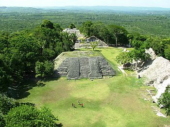 Maya-Zeremonienstätte Xunantunich, Belize Maya-Zeremonienstätte Xunantunich in Belize