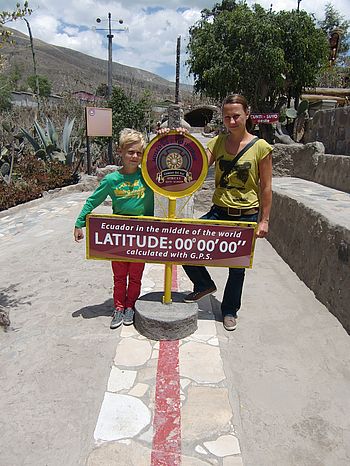Äquator-Denkmal in Ecuador