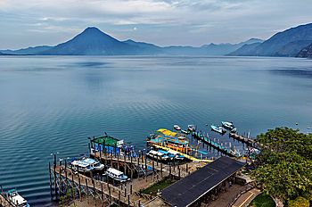 Atitlán-See (Lago de Atitlán)