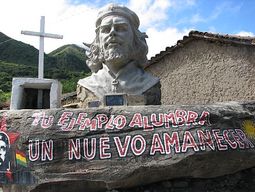 Statue von Che Guevara in La Higuera