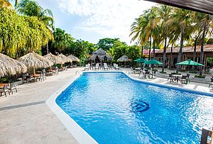 Pool des Hotels Camino Real in Managua