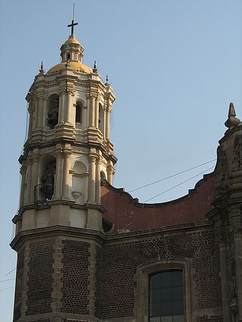 Turm der Basilika von Guadalupe