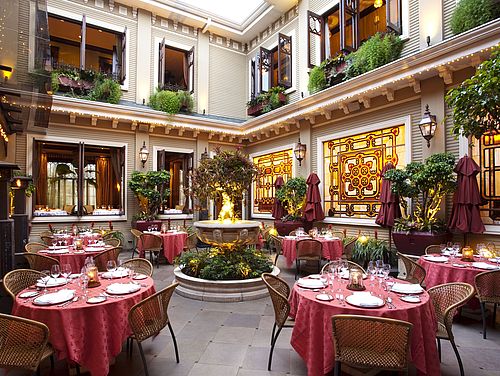 Hotel Grano de Oro - Restaurant im Innenhof