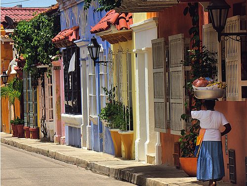 typische Straße in Cartagena