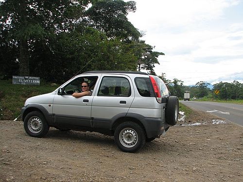 Tourismus-Schiegg-Mitarbeiter auf dem Weg nach Boca Tapada