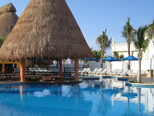 Hotel The Reef Playacar Pool