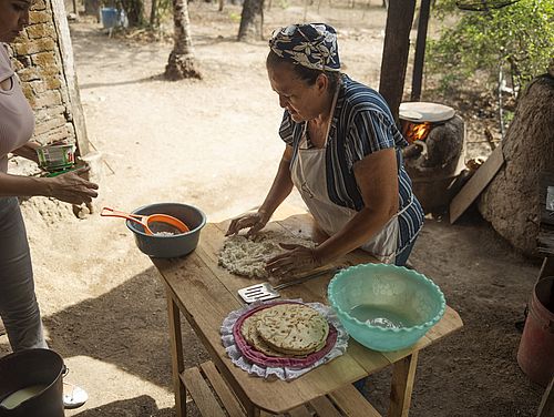 Tortilla-Workshop in lokalem Haus in La Palma/Chontales