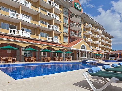 Hotel Radisson Panama Canal Pool