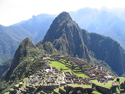 Atemberaubender Blick auf die Ruinenstadt Machu Picchu